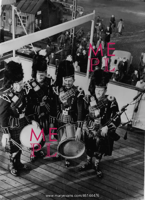 : Bands - Composers - Instruments - Musicians : Bands - Composers - Instruments - Musicians