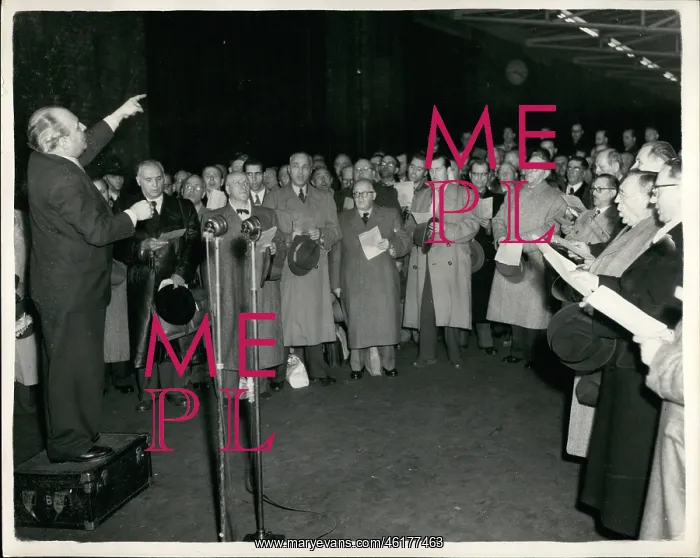 : Bands - Composers - Instruments - Musicians : Bands - Composers - Instruments - Musicians