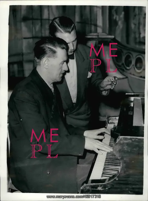 : Bands - Composers - Instruments - Musicians : Bands - Composers - Instruments - Musicians