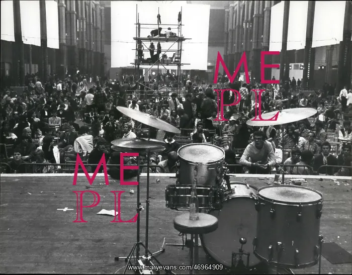 : Bands - Composers - Instruments - Musicians : Bands - Composers - Instruments - Musicians