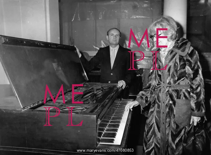 : Bands - Composers - Instruments - Musicians : Bands - Composers - Instruments - Musicians