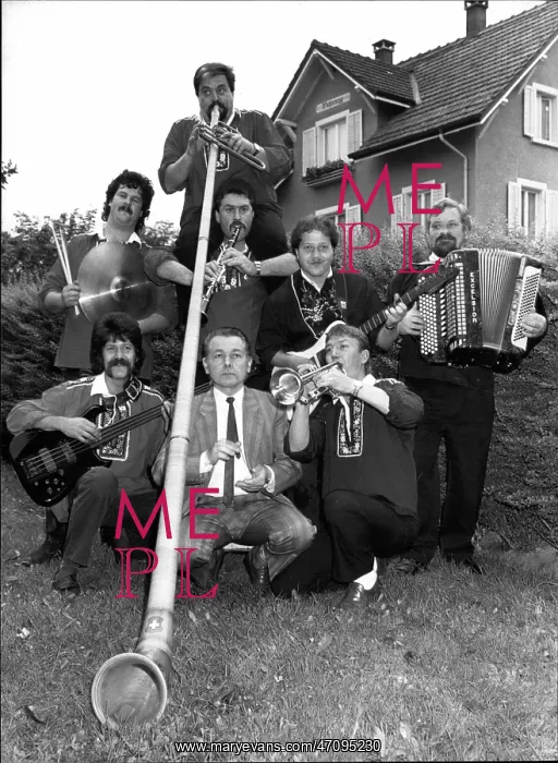 : Bands - Composers - Instruments - Musicians : Bands - Composers - Instruments - Musicians