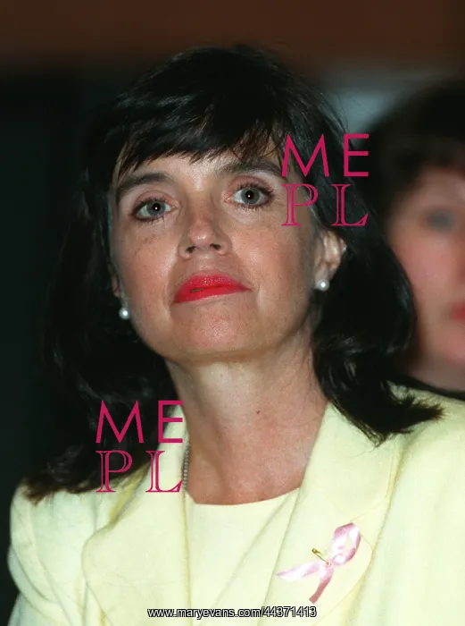  : Barbara Follett MP