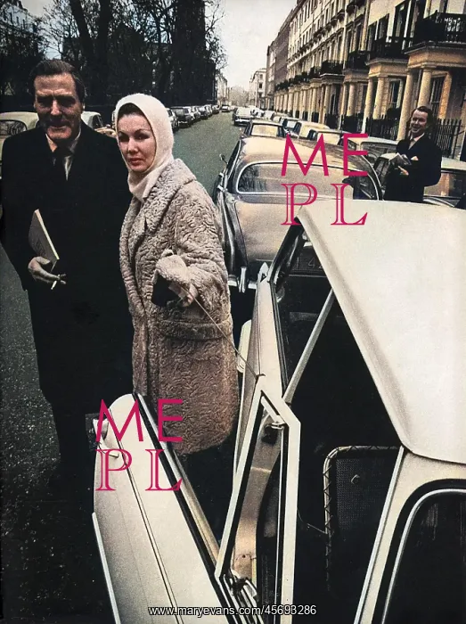 : Barbara Goalen with Aidan Crawley : Barbara Goalen with Aidan Crawley