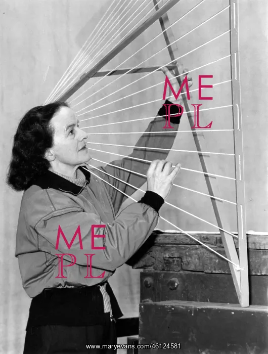 : Barbara Hepworth discusses with Michael Tippett : Barbara Hepworth discusses with Michael Tippett