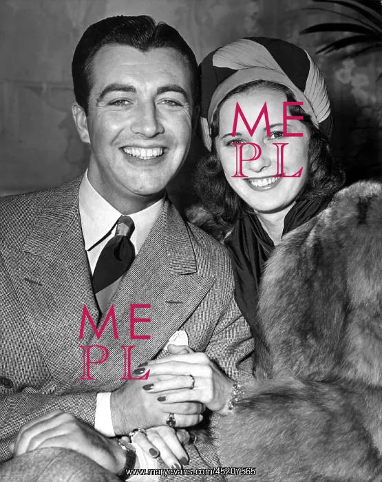 : BARBARA STANWYCK AND ROBERT TAYLOR WED IN ? : BARBARA STANWYCK AND ROBERT TAYLOR WED IN ?
