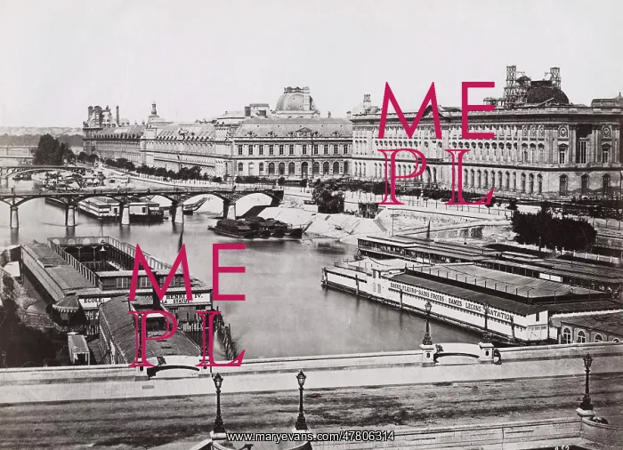: Barges and swimming baths, River Seine, Paris : Barges and swimming baths, River Seine, Paris