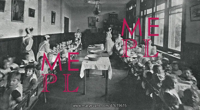 : Barnardo's Babies Castle, Hawkhurst - Dinner Time : Barnardo's Babies Castle, Hawkhurst - Dinner Time