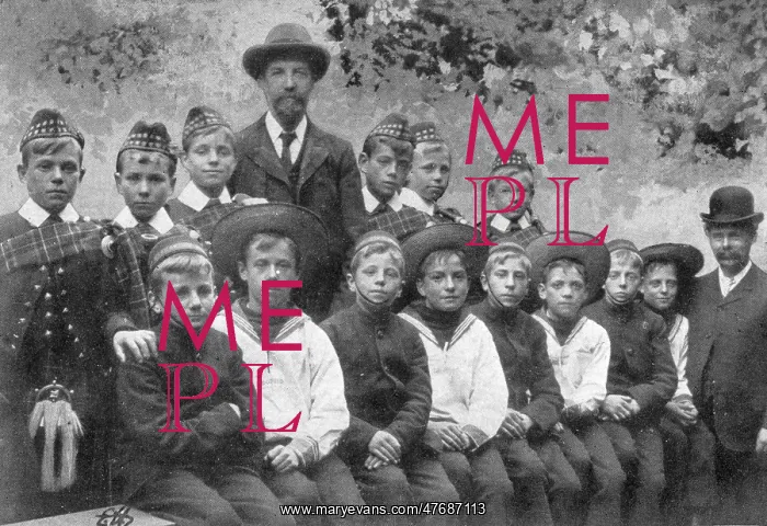  : Barnardo's Boys with Rev WJ Mayers