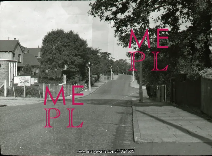 : Barnehurst Road junction with Risedale Road : Barnehurst Road junction with Risedale Road