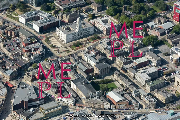 : Barnsley Town Hall, Eldon St, High St Heritage Action Zone : Barnsley Town Hall, Eldon St, High St Heritage Action Zone