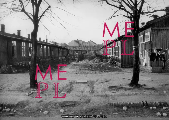 : Barracks in Vienna, 1938 : Barracks in Vienna, 1938