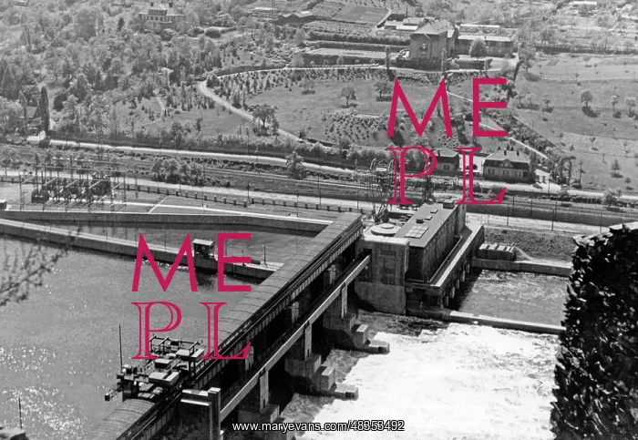 : Barrage in Aussig, 1938 : Barrage in Aussig, 1938