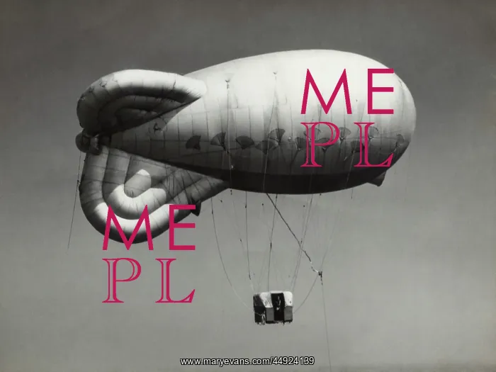 : Barrage Balloon with an Underslung Capule Used for Parac? : Barrage Balloon with an Underslung Capule Used for Parac?