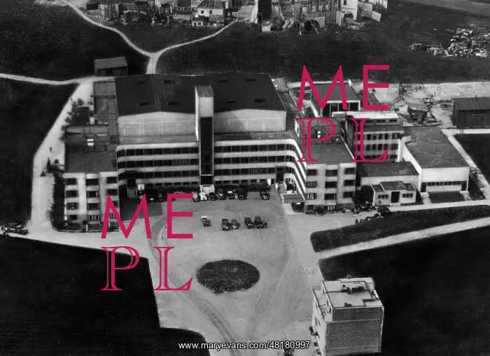 : The Barrandov film studios, 1941 : The Barrandov film studios, 1941