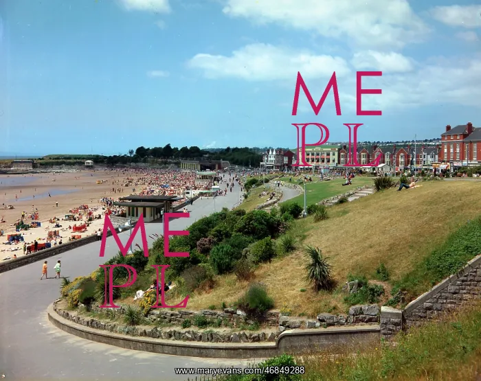 : Barry Island - The promenade : Barry Island - The promenade