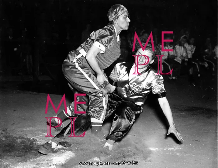 : BASEBALL, Mary Farmer of the Chicago Chicks, ? : BASEBALL, Mary Farmer of the Chicago Chicks, ?