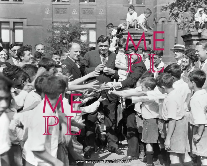 : Baseball Player Babe Ruth and Actor Harold Lloyd Greet : Baseball Player Babe Ruth and Actor Harold Lloyd Greet