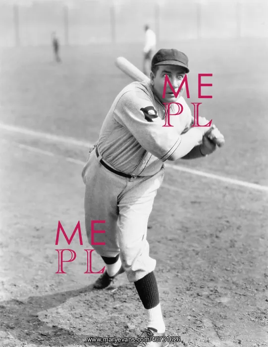 : Baseball player swinging the bat : Baseball player swinging the bat