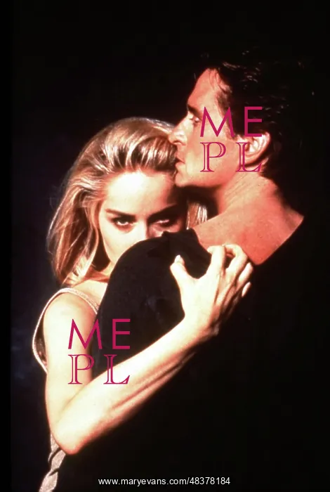 : BASIC INSTINCT : BASIC INSTINCT