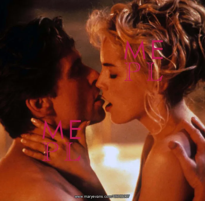 : BASIC INSTINCT : BASIC INSTINCT