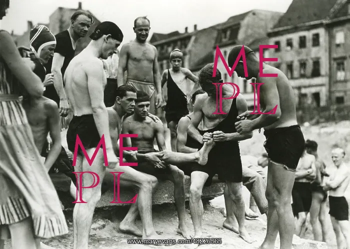 : Bathers at the banks of the Spree river, 1931 : Bathers at the banks of the Spree river, 1931