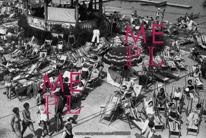: Bathers in the Danube Lido : Bathers in the Danube Lido
