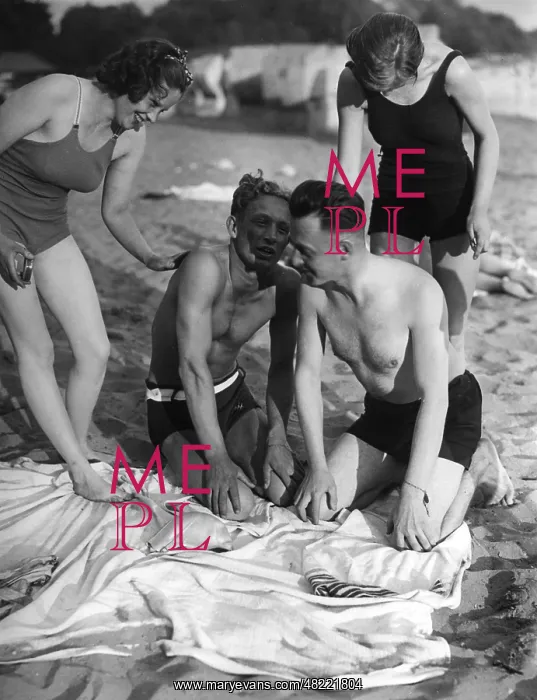 : Bathers at the Gruenau beach, 1939 : Bathers at the Gruenau beach, 1939