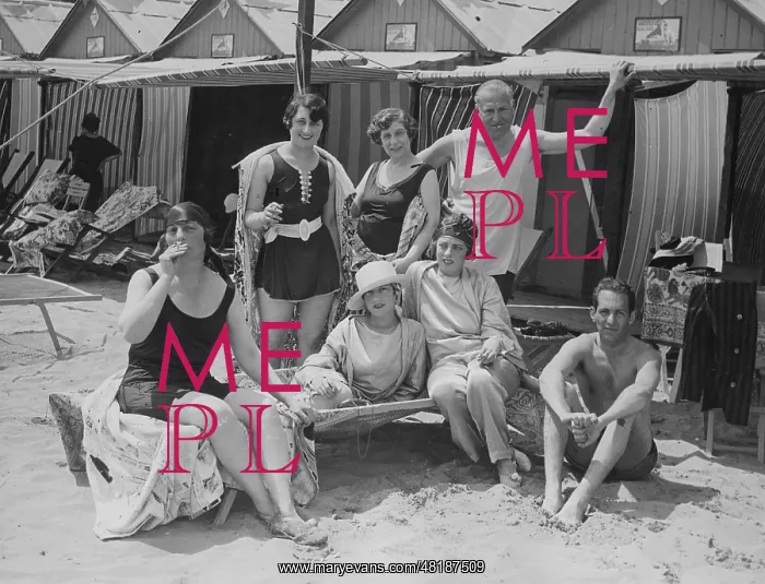 : Bathers at the Lido, 1926 : Bathers at the Lido, 1926