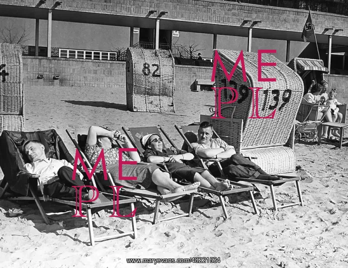 : Bathers at Wannsee beach, 1939 : Bathers at Wannsee beach, 1939