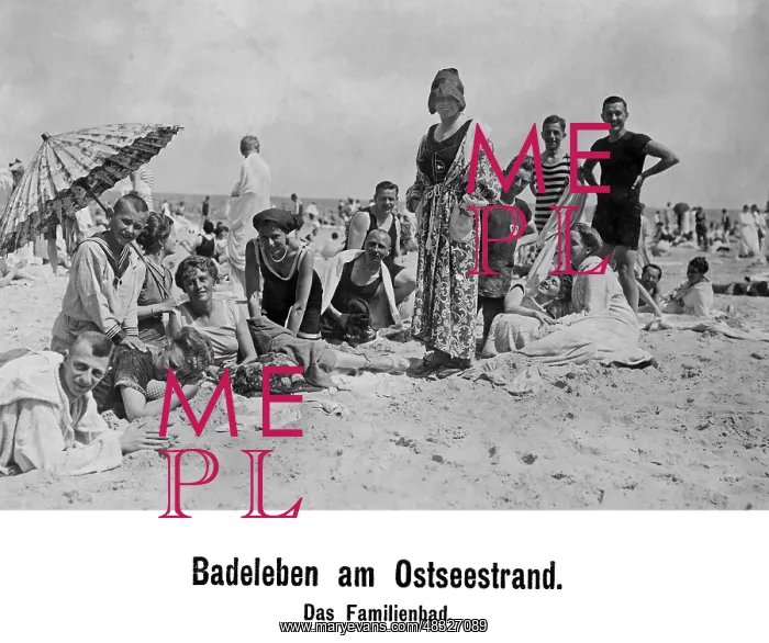 : Bathing at the Baltic Sea beach, 1919 : Bathing at the Baltic Sea beach, 1919