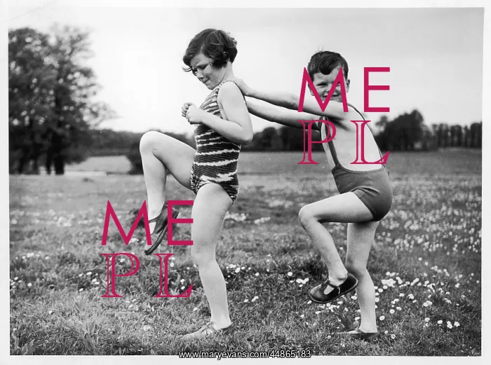 : BATHING COSTUMES 1930S : BATHING COSTUMES 1930S