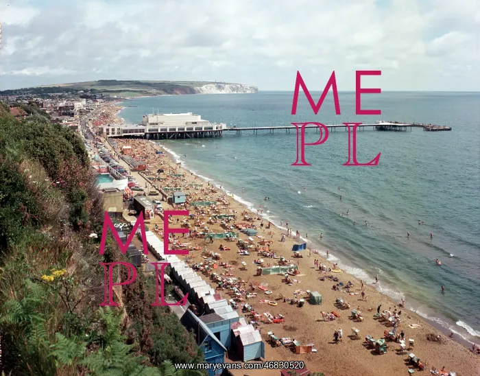 : Bathing pool and pier, Sandown, Isle of Wight : Bathing pool and pier, Sandown, Isle of Wight
