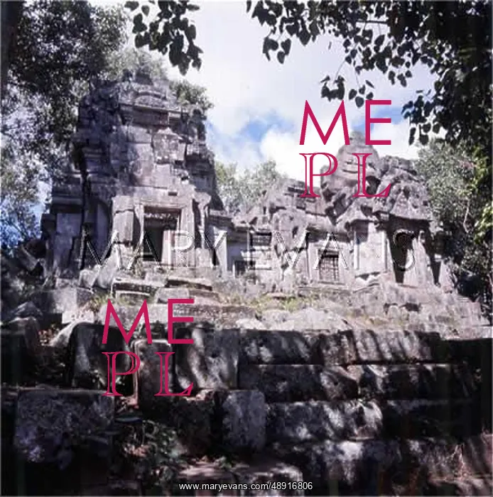 : BATTAMBANG / KHMER RUINS : BATTAMBANG / KHMER RUINS