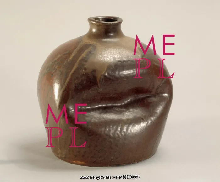 : Battered pot : Battered pot