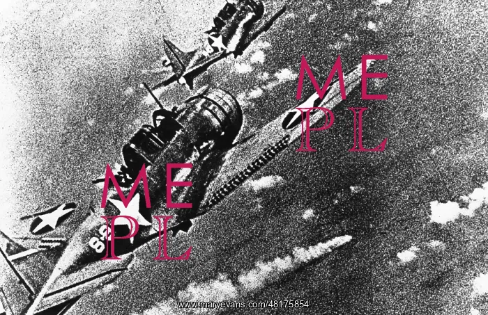 : The Battle of Midway, 1942 (b / w photo) : The Battle of Midway, 1942 (b / w photo)