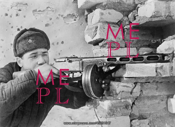 : Battle for Stalingrad, World War 2. Red Army machine : Battle for Stalingrad, World War 2. Red Army machine