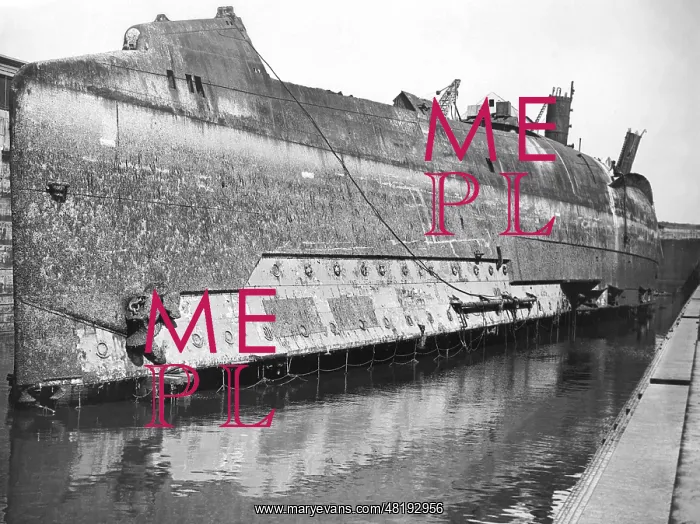 : Battleship Moltke in the dry dock, 1927 : Battleship Moltke in the dry dock, 1927