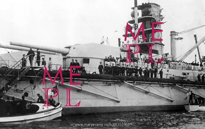 : The battleship SMS Kaiser : The battleship SMS Kaiser
