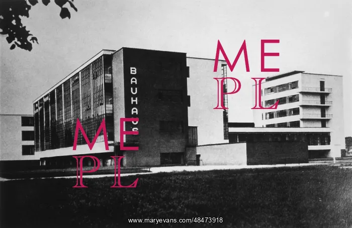  : BAUHAUS BUILDING