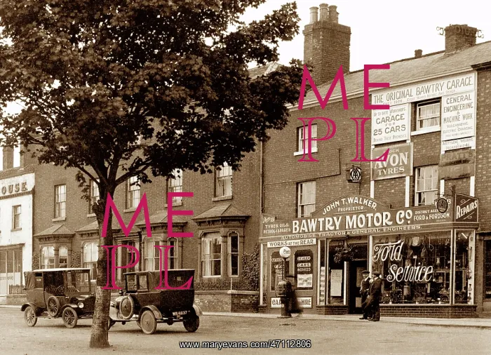  : Bawtry High Street early 1900s