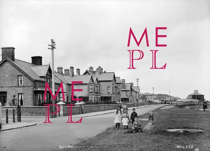 : Bay Road and Promenade, Larne : Bay Road and Promenade, Larne