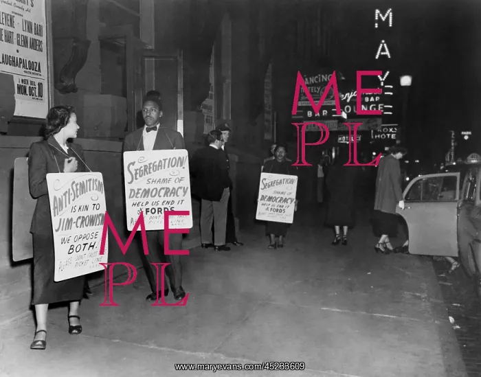 : Bayard Rustin, Mrs. Bowen Jackson, and Mrs. ? : Bayard Rustin, Mrs. Bowen Jackson, and Mrs. ?