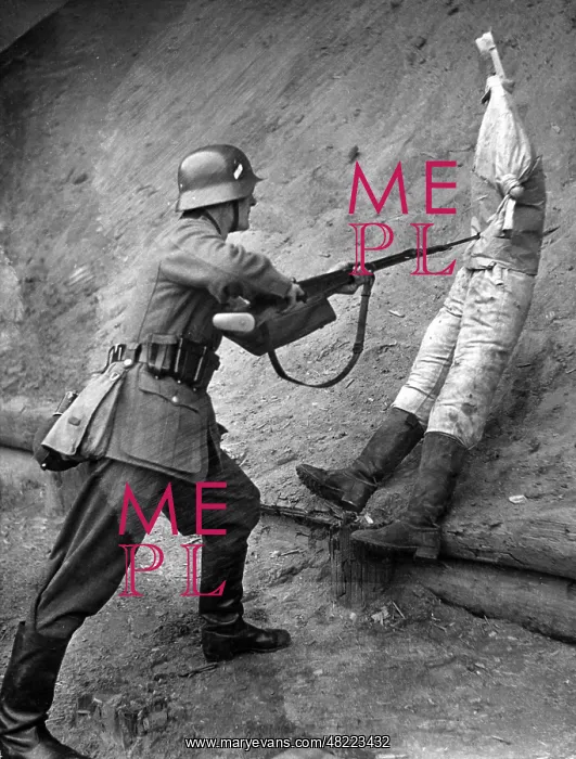 : Bayonet exercises : Bayonet exercises