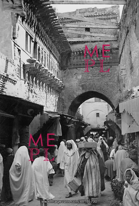 : Bazaar in Fez, 1936 : Bazaar in Fez, 1936