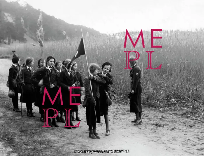 : BDM members on a trip, 1935 : BDM members on a trip, 1935