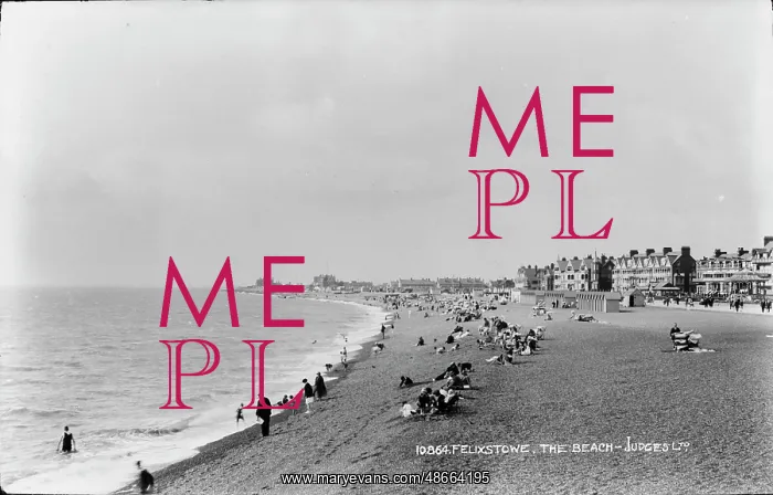 : The Beach at Felixstowe : The Beach at Felixstowe