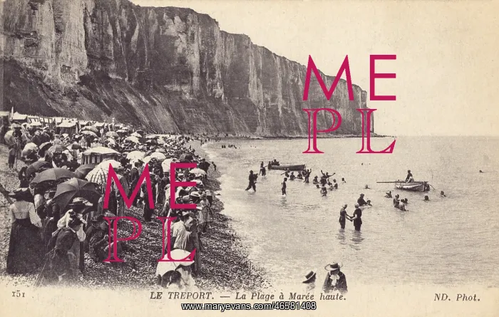 : The Beach at Le Treport : The Beach at Le Treport