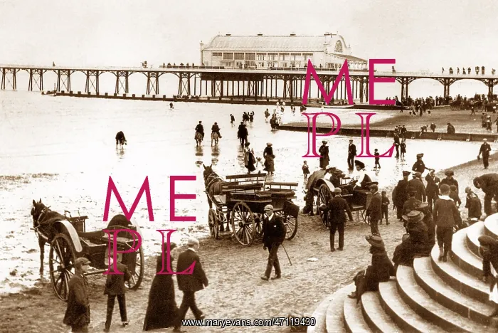  : Beach and Pier, Cleethorpes