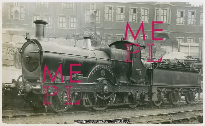  : Beaconsfield railway engine 1122, Baker Street, London